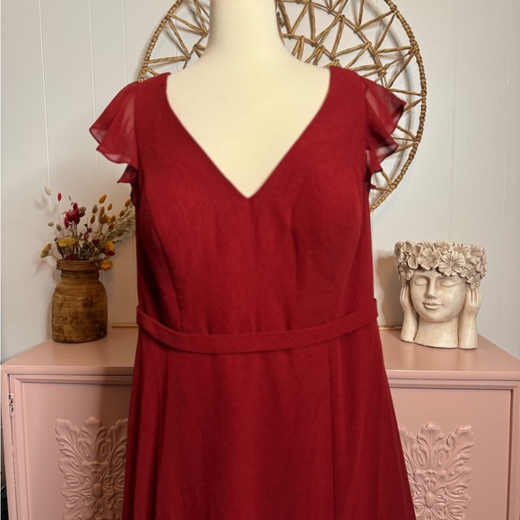 Azazie Merlot Sleeveless‎ V-Neck Maxi Gown - Picture 2 of 8